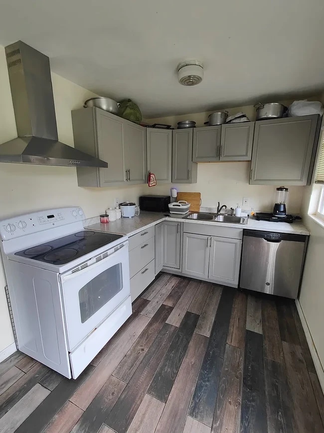 Photo - 2600 N Beaumont Ave