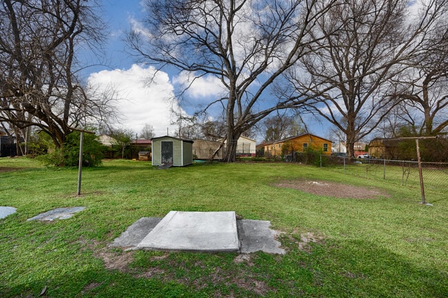Photo - 2914 Battle Dr NW