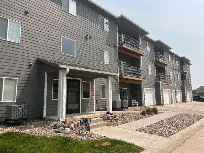 Photo - 303 Tigerway Pl