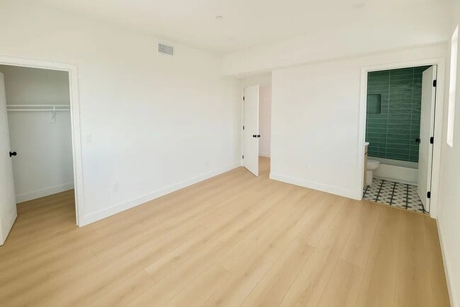 4511 Rosewood Ave Unidad 0