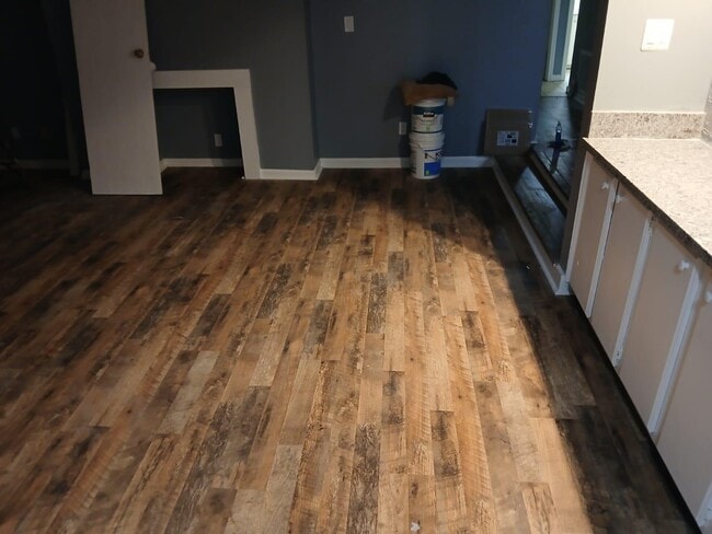 Photo - 3575 Oakvale Rd