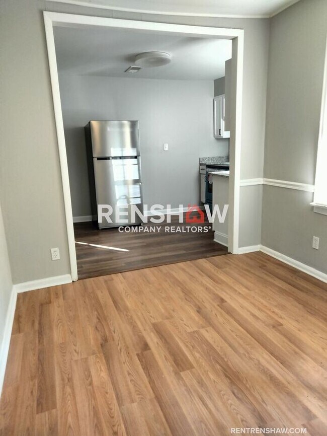Photo - NOW AVAILABLE - Highland Park DUPLEX Unit ...