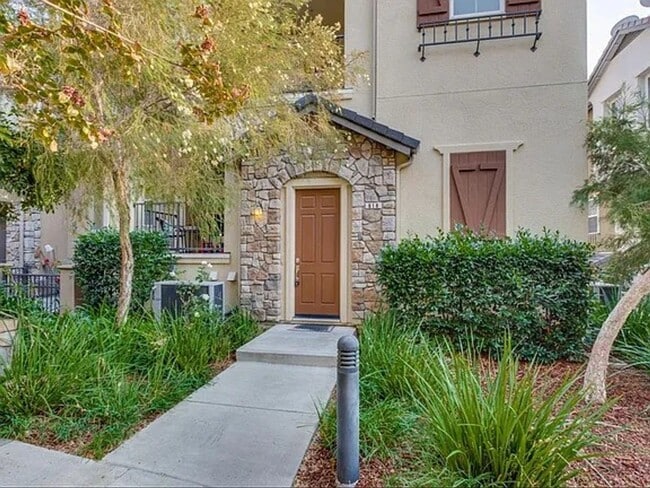 Photo - SAN JOSE-beautiful  townhome with tandem t...