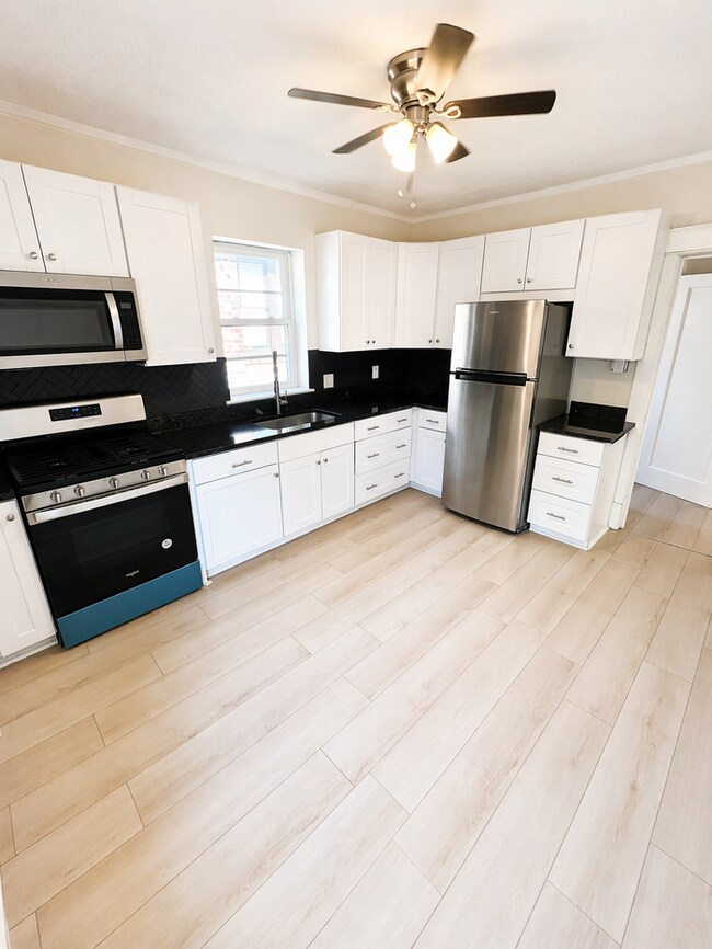 Photo - 7104 Tulane Ave