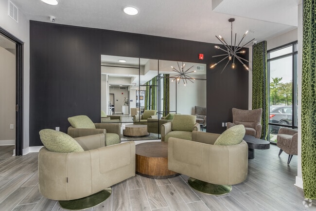 Lobby - Tiffany Flats