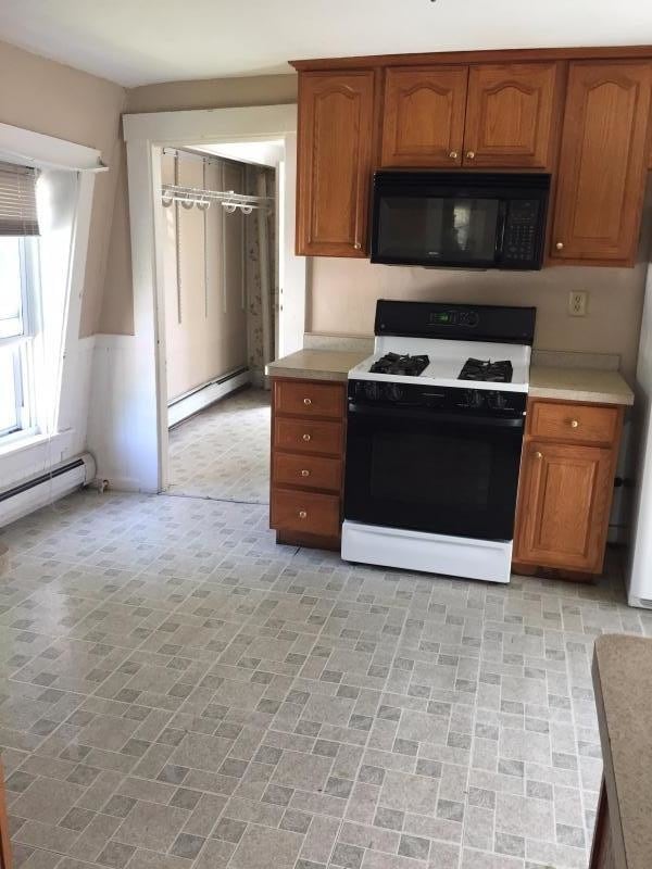 Building Photo - 32 Pond St Unit 2w