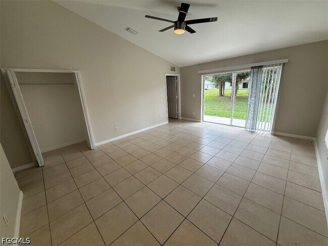 Photo - 315 Melissa Dr