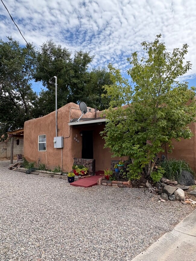 Photo - 109 Romero St House