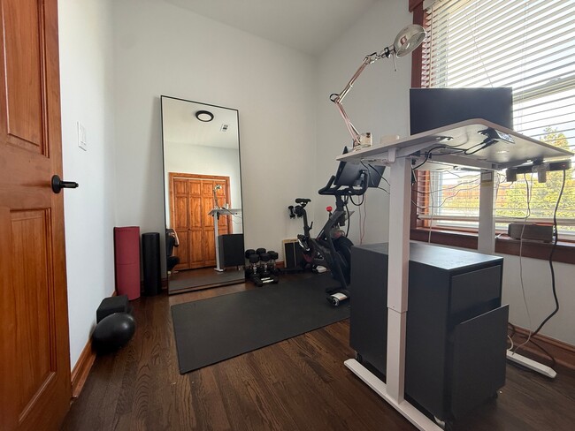Photo - 2842 W Augusta Blvd Unit 2W