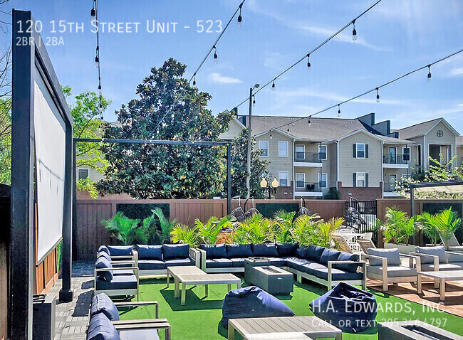 Photo - 120 15th St