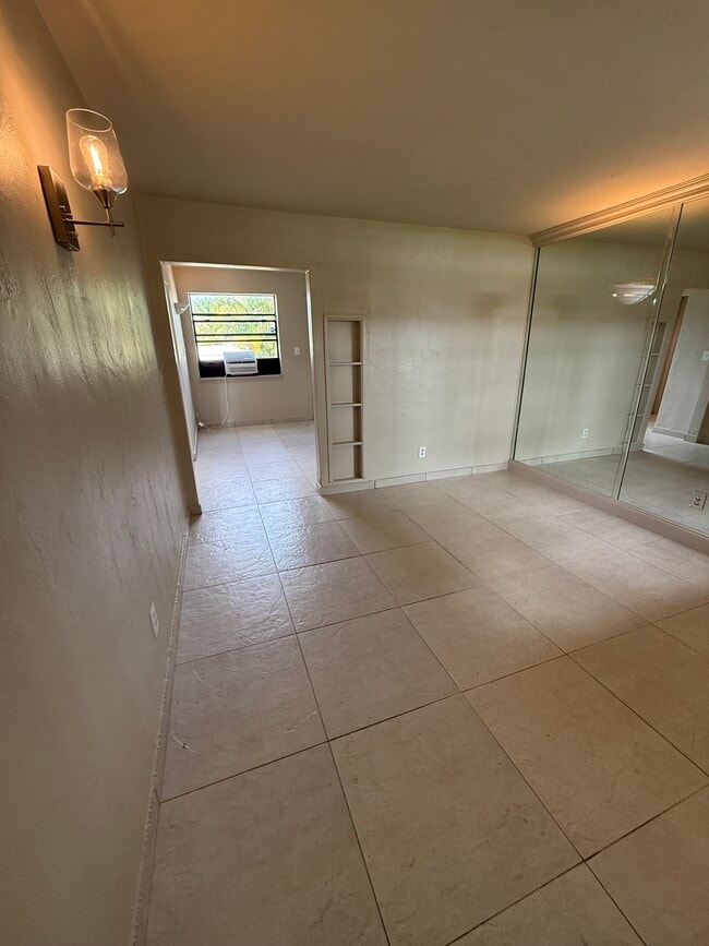 Photo - 4816 SW 58th Ave