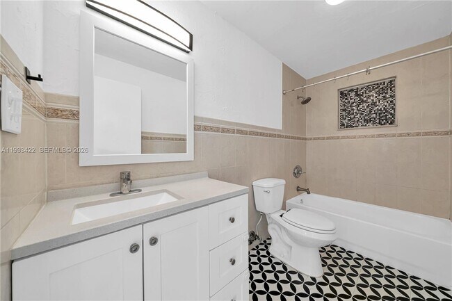 Photo - 2731 SW 24th St Unit 2731