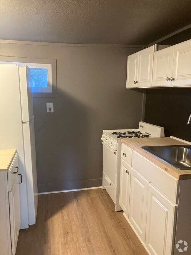 Building Photo - Agape Investments, LLC Unit Garden Rental