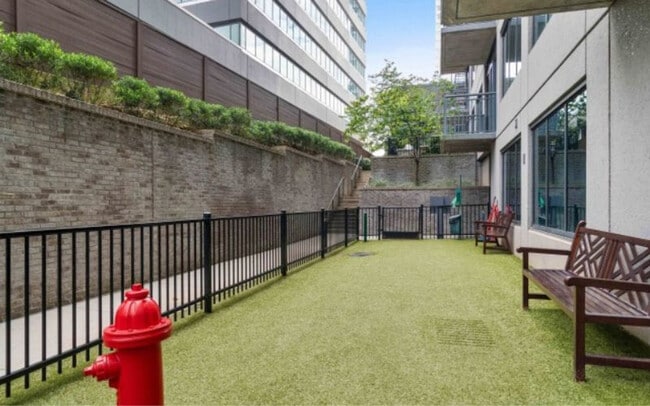 Photo - 3380 Peachtree Rd NE Unidad ID1320717P