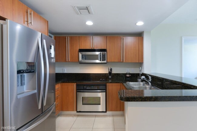 Photo - 2 br, 2 bath House - 610 Clematis St Apt 406