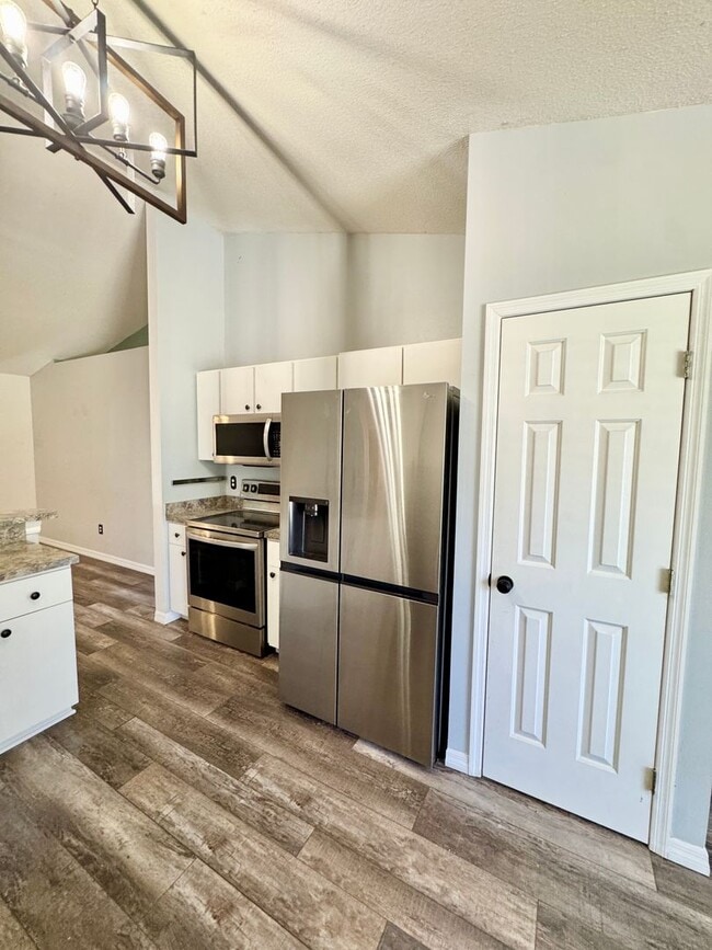 Photo - Spacious 3 Bedroom 2 Bath home, close to lake Minneola and Downtown Clermont