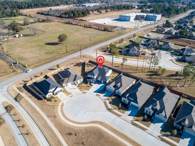 Photo - 1911 Hickory Grv Ln