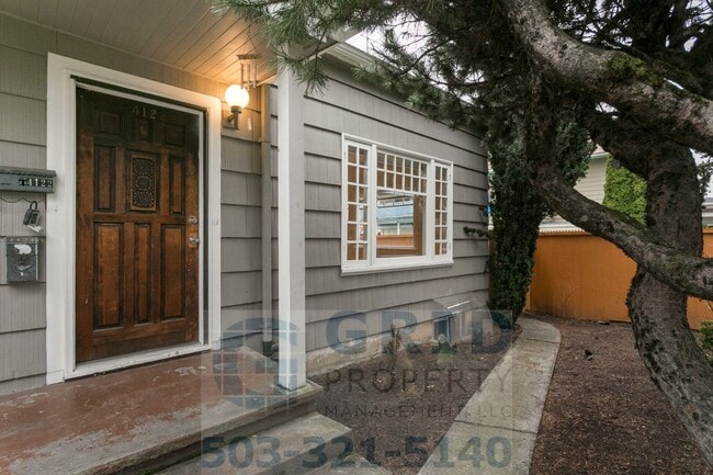 Building Photo - GPM569 - SE Caruthers St (T2) Unit 4124