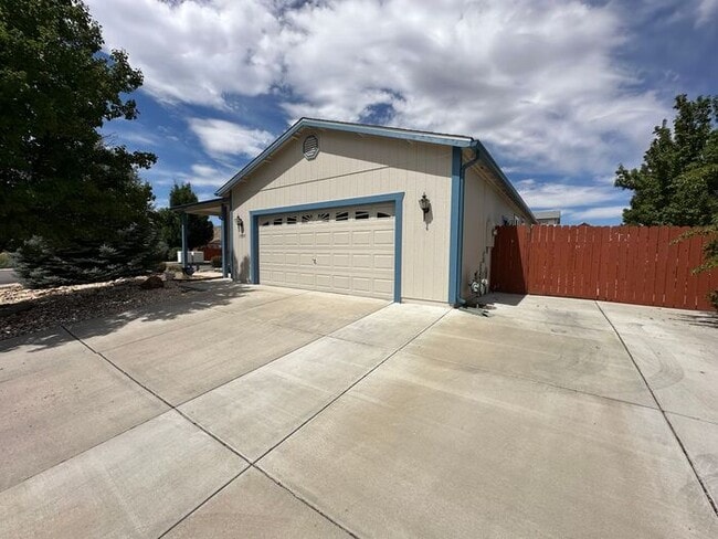 Photo - 17597 Grand Valley Ct