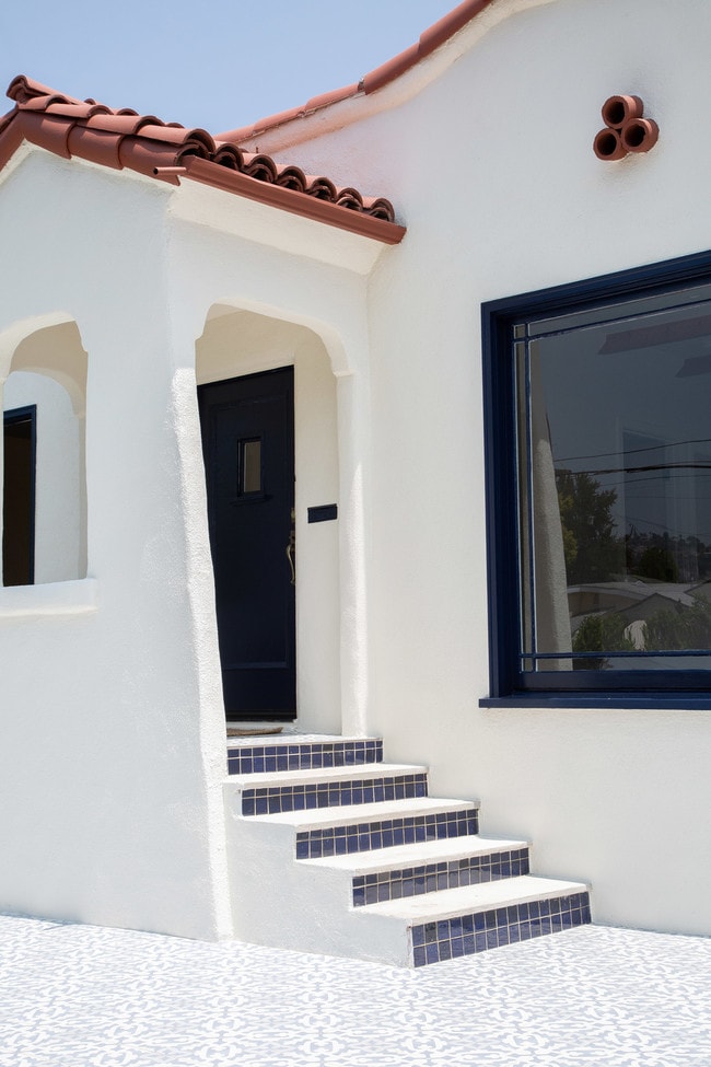 Front Entry - 3625 Edenhurst Ave Unit 3625