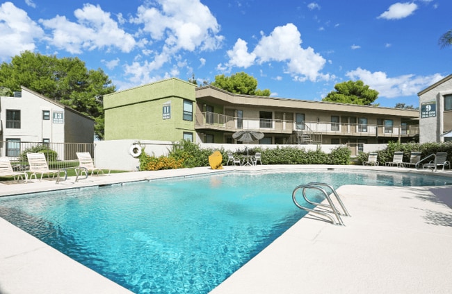 Photo - The Summit Apartments