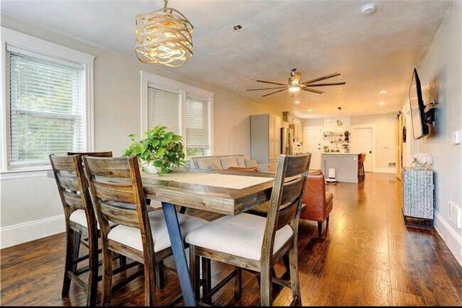 Photo - 104 Leah St Unidad 2