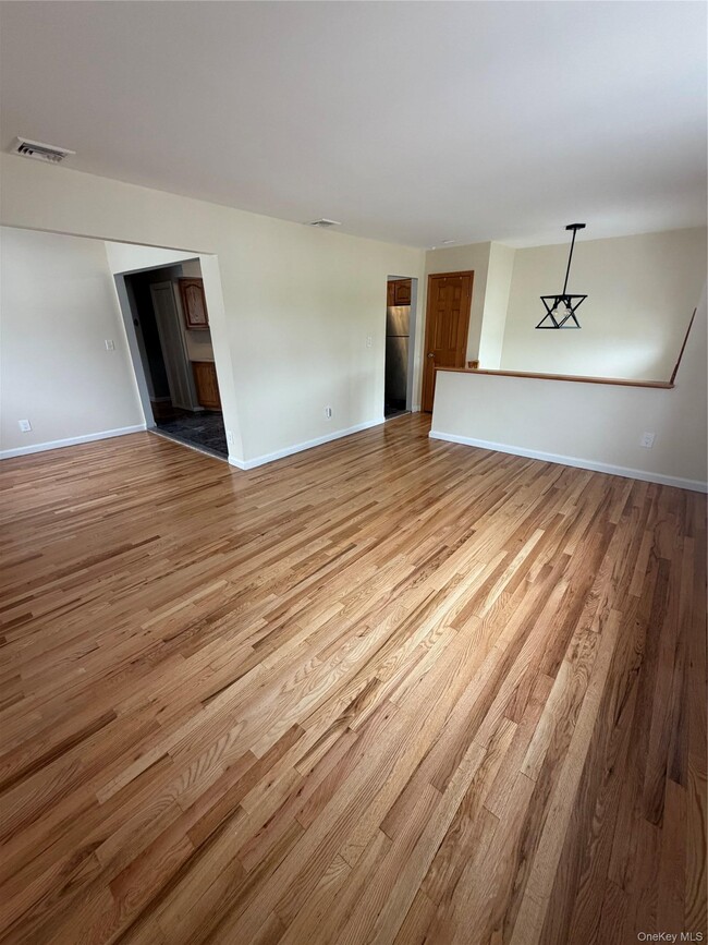 Photo - 108 Lee Ave