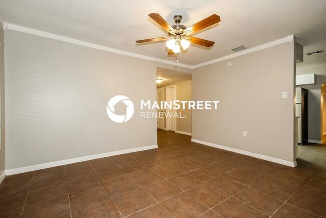 Photo - 3 Bedroom Pet-Friendly Home in Temple Terrace, FL with Main Street Renewal