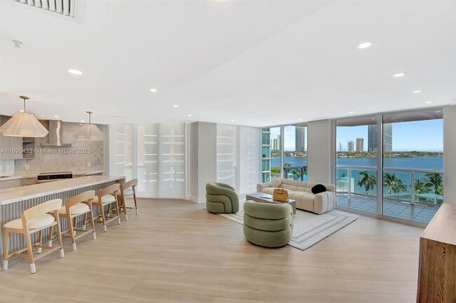 Building Photo - 3370 Hidden Bay Dr Unit 812