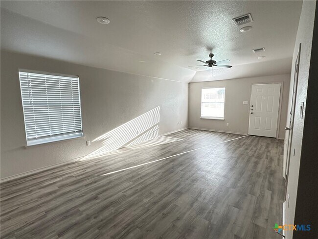 Photo - 2424 FM 1113 Unit B