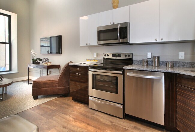 #204 - 44 Winter St