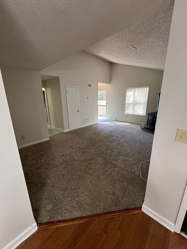 Photo - READY NOW! Top-Floor 2 Bedroom, 2 Bath Uni... Unit C