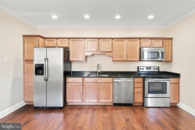 Photo - 25 E Boscawen St Unit 200