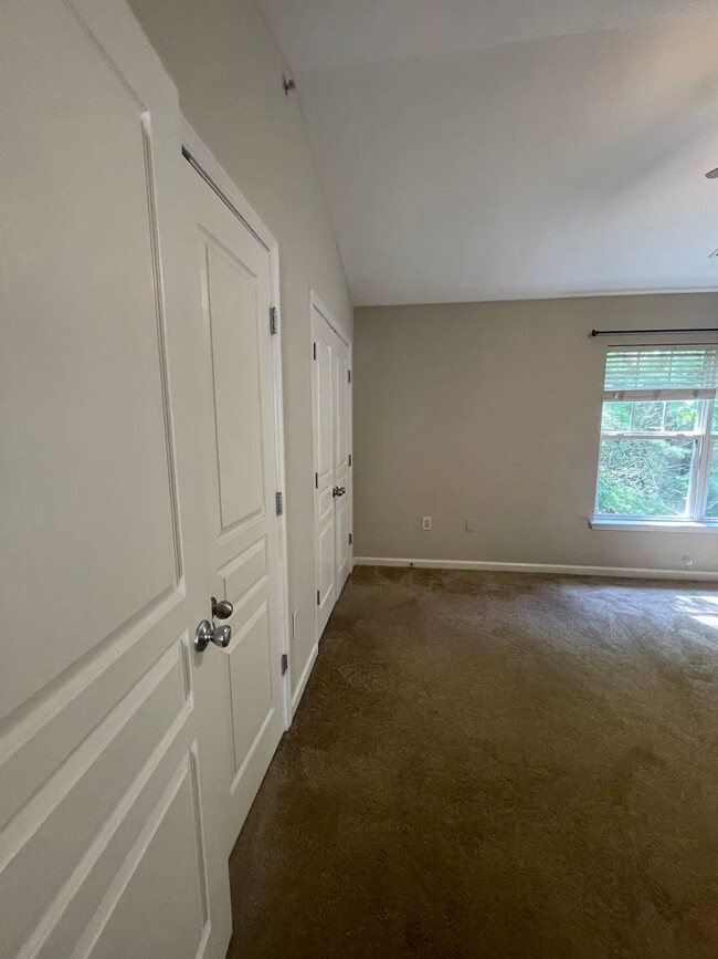 Photo - 07-211 Markey Unit 07-211 - B