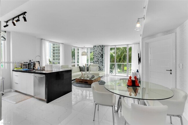 Photo - 2 br, 2 bath Condo - 500 Brickell Ave Apt 301 Unit Apt 301