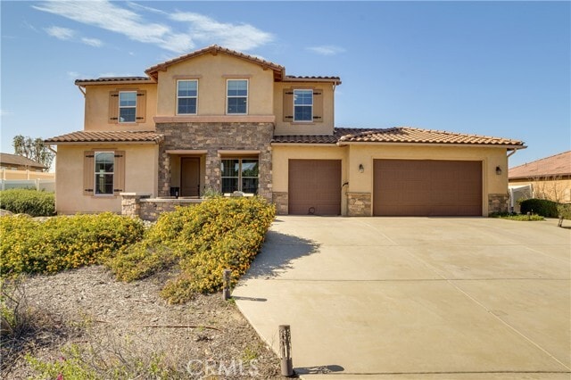 Building Photo - 1653 Lucas Ln