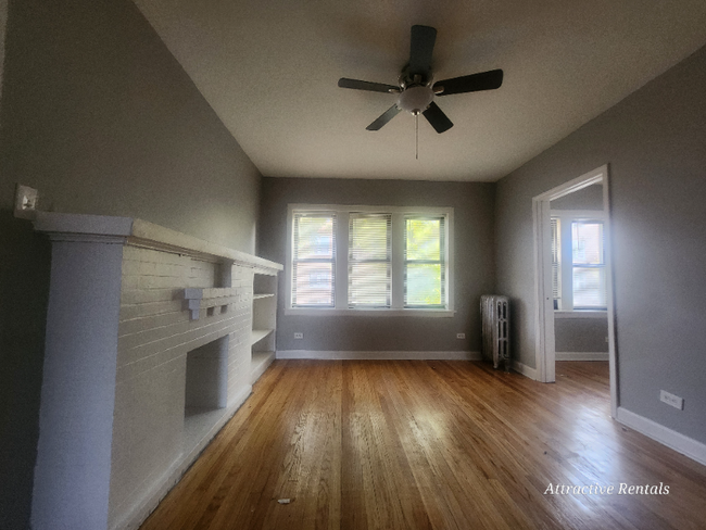 Photo - 2916 W 64th St Apartment Unit 1