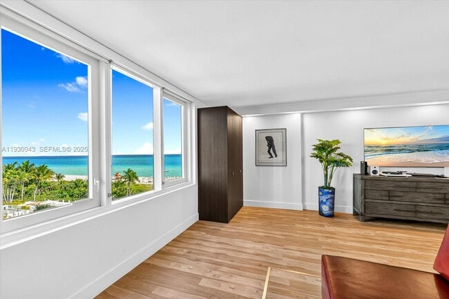2301 Collins Ave Unit 714