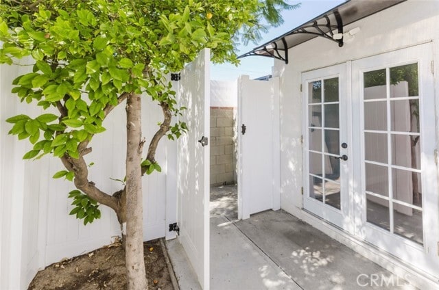 Photo - 8407 Terhune Ave