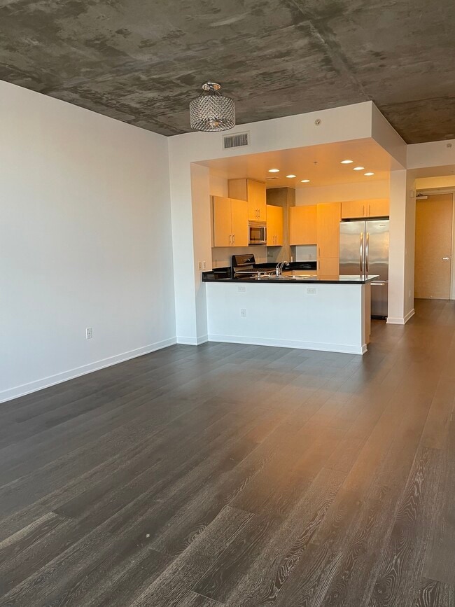 Photo - 311 2nd St Unit 603