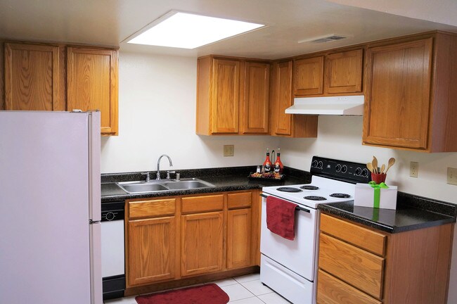 Photo - Valley View Apartments