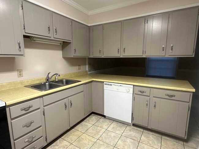 Photo - 103 Skyview Dr Unidad Apt 4