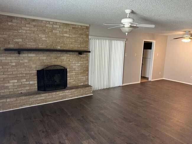 Photo - Great Duplex in Irving!