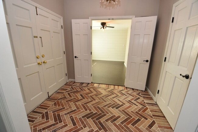 Photo - Penn Schools! Updated 3 bedroom 2 full bath home in Mishawaka IN
