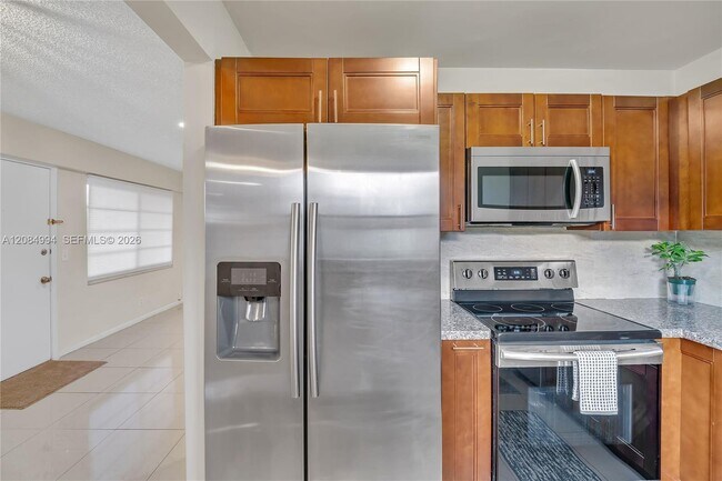Photo - 150 SW 134th Way Unit 304R