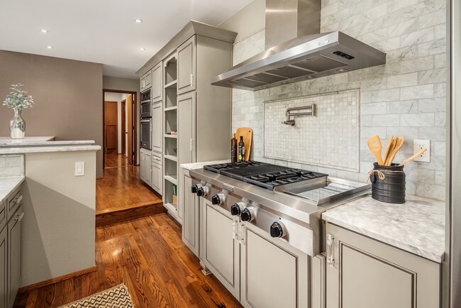 Building Photo - 7215 175th St SW