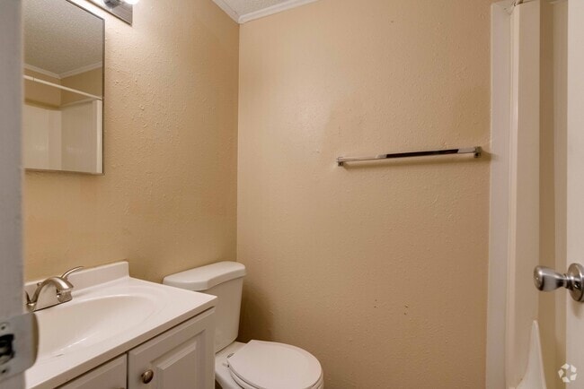 Estudio - 288SF - Archer Court