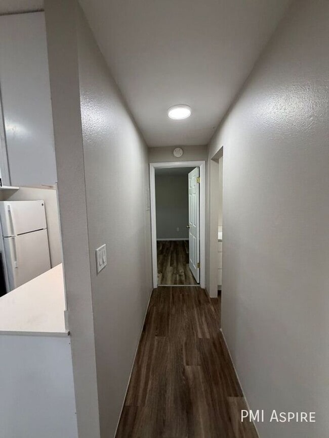 Photo - MOVE IN SPECIAL! 1 Bedroom Apartment in Lakewood– Cozy Living right off of Wadsworth close to Hwy 6!