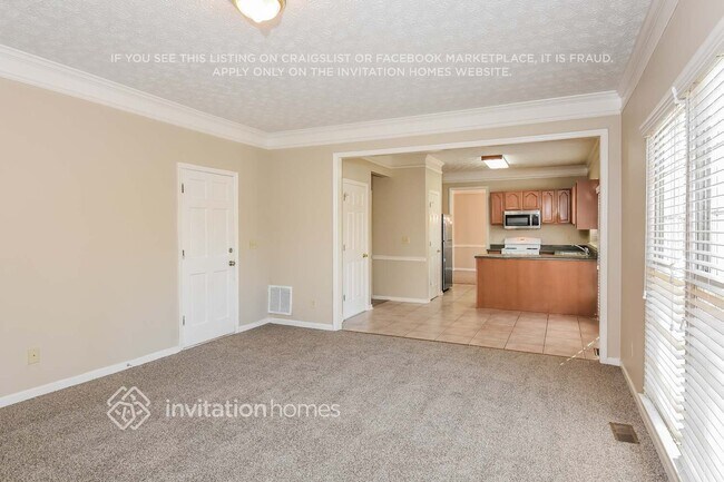 Photo - 1565 Hascall Dr SW