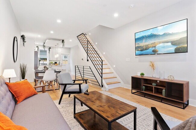 Photo - 2235 E William St House